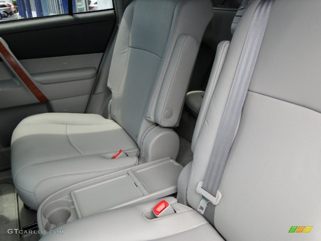 2010 Highlander Limited - Salsa Red Pearl / Ash photo #32