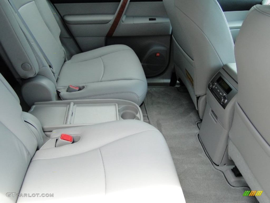 2010 Highlander Limited - Salsa Red Pearl / Ash photo #34