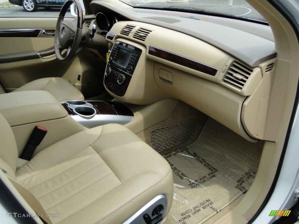 2007 Mercedes-Benz R 320 CDI 4Matic Macadamia Dashboard Photo #51116666