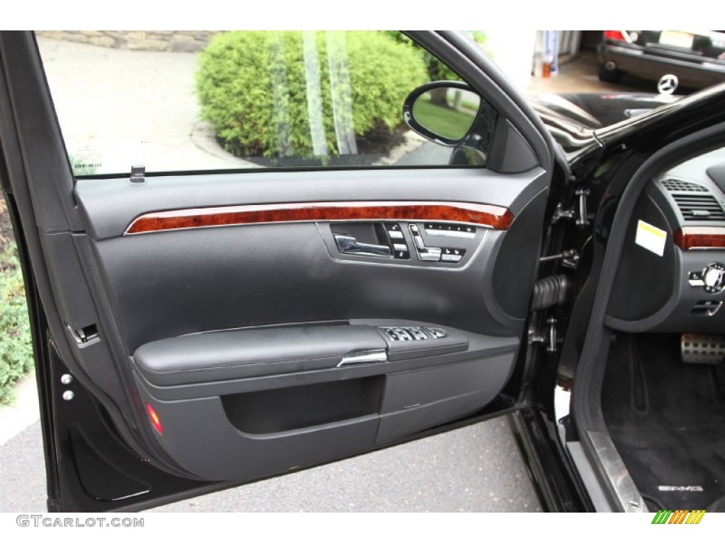 2008 Mercedes-Benz S 63 AMG Sedan Black Door Panel Photo #51117521