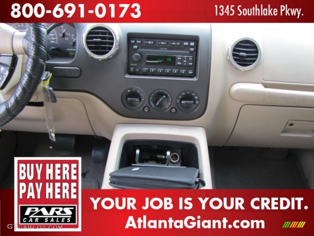 2003 Expedition XLT - Arizona Beige Metallic / Medium Parchment photo #11