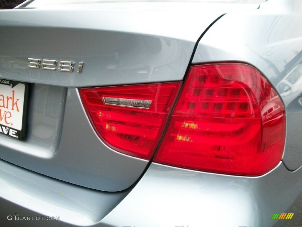 2011 3 Series 328i xDrive Sedan - Blue Water Metallic / Gray Dakota Leather photo #22