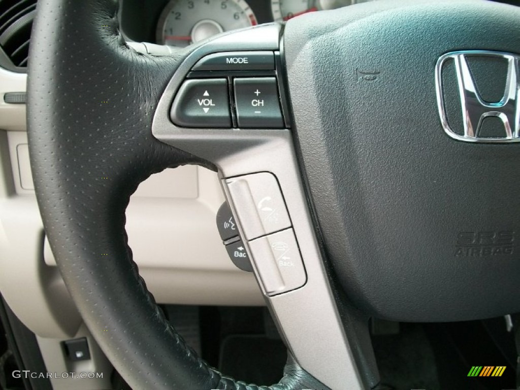 2011 Honda Pilot EX-L 4WD Controls Photo #51125088