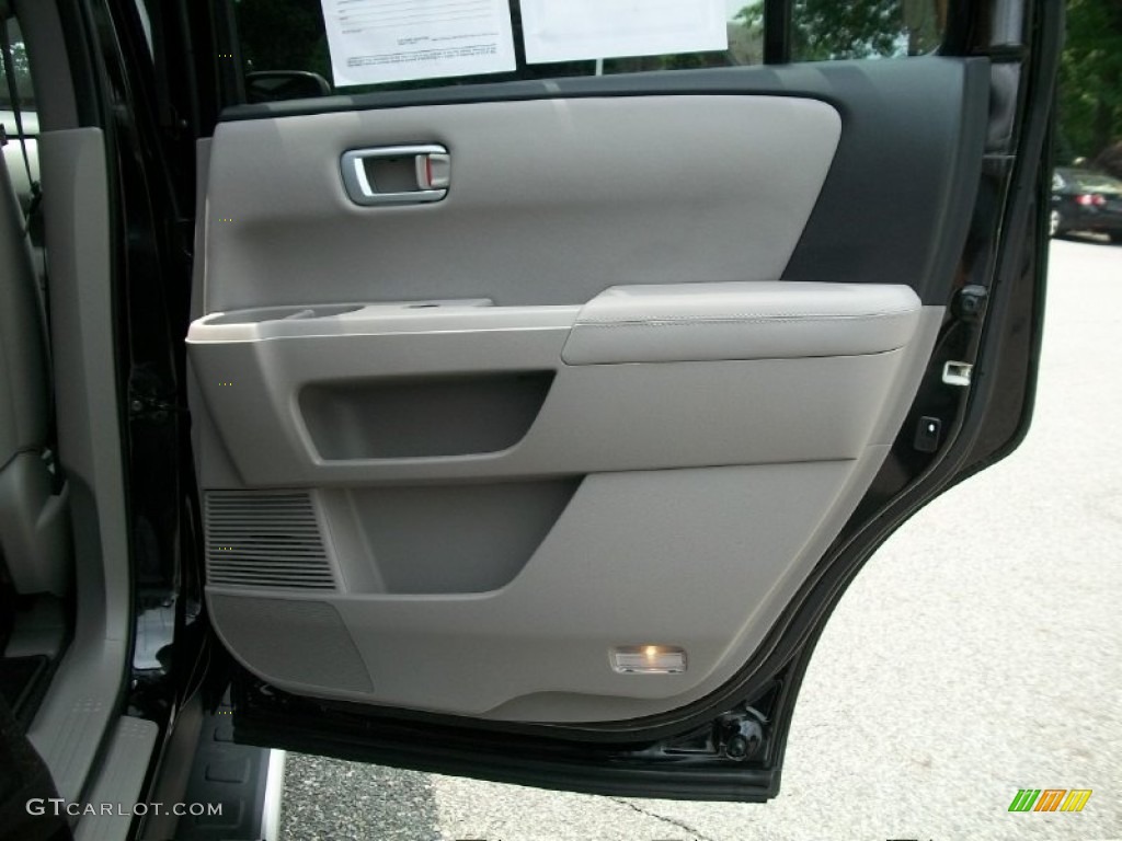 2011 Honda Pilot EX-L 4WD Gray Door Panel Photo #51125211