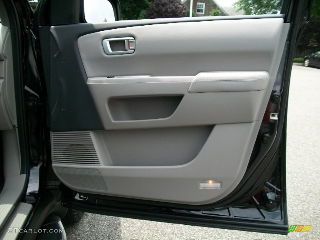 2011 Honda Pilot EX-L 4WD Gray Door Panel Photo #51125244