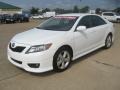 Super White - Camry SE Photo No. 3