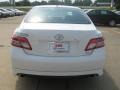 Super White - Camry SE Photo No. 6