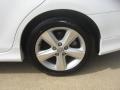 Super White - Camry SE Photo No. 16