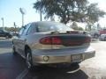 Light Taupe Metallic - Sunfire SE Sedan Photo No. 5