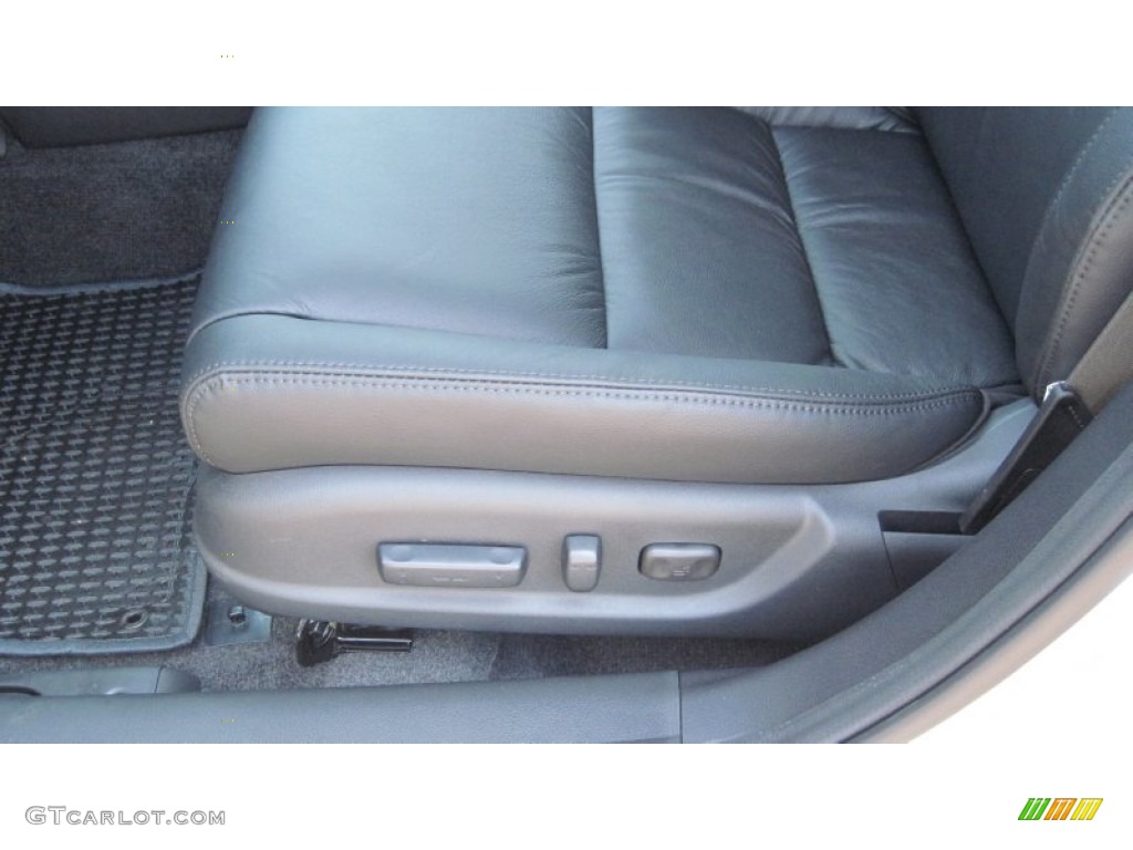 2011 Accord EX-L V6 Sedan - Alabaster Silver Metallic / Gray photo #13