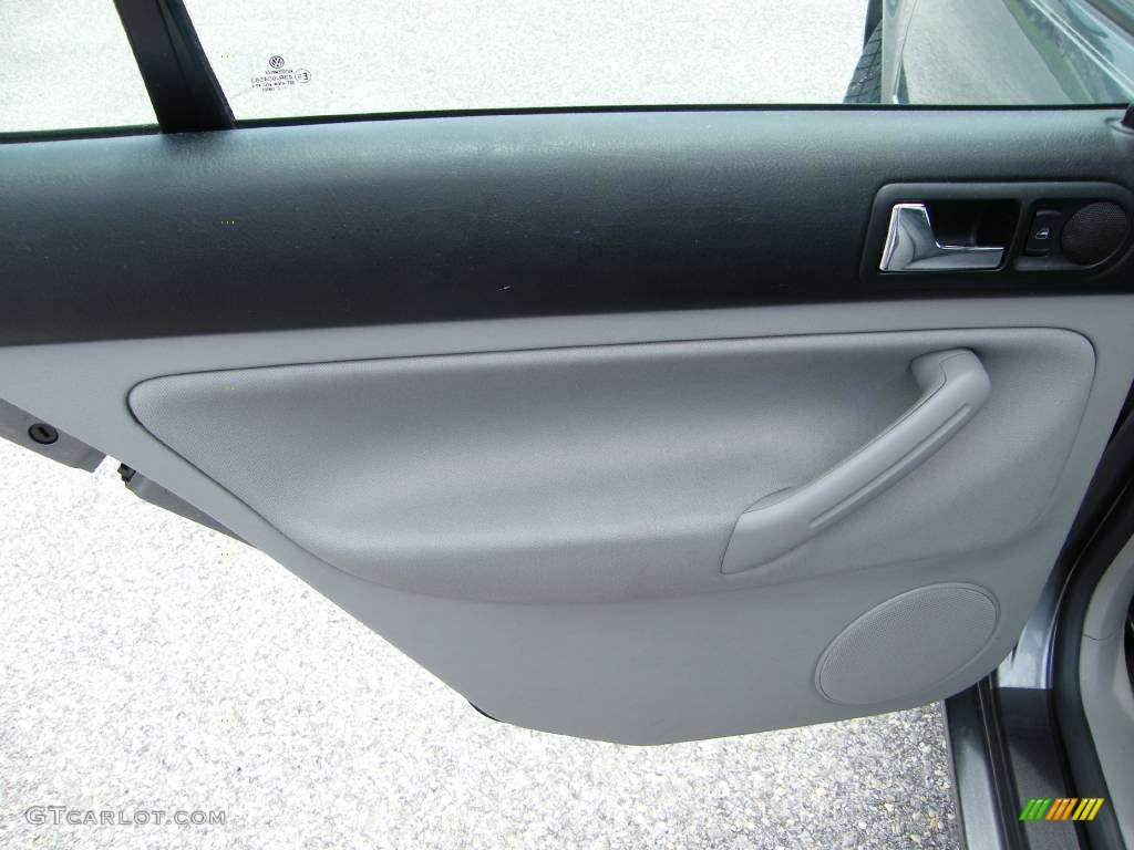 2005 Jetta GLS Sedan - Platinum Grey Metallic / Light Grey photo #25