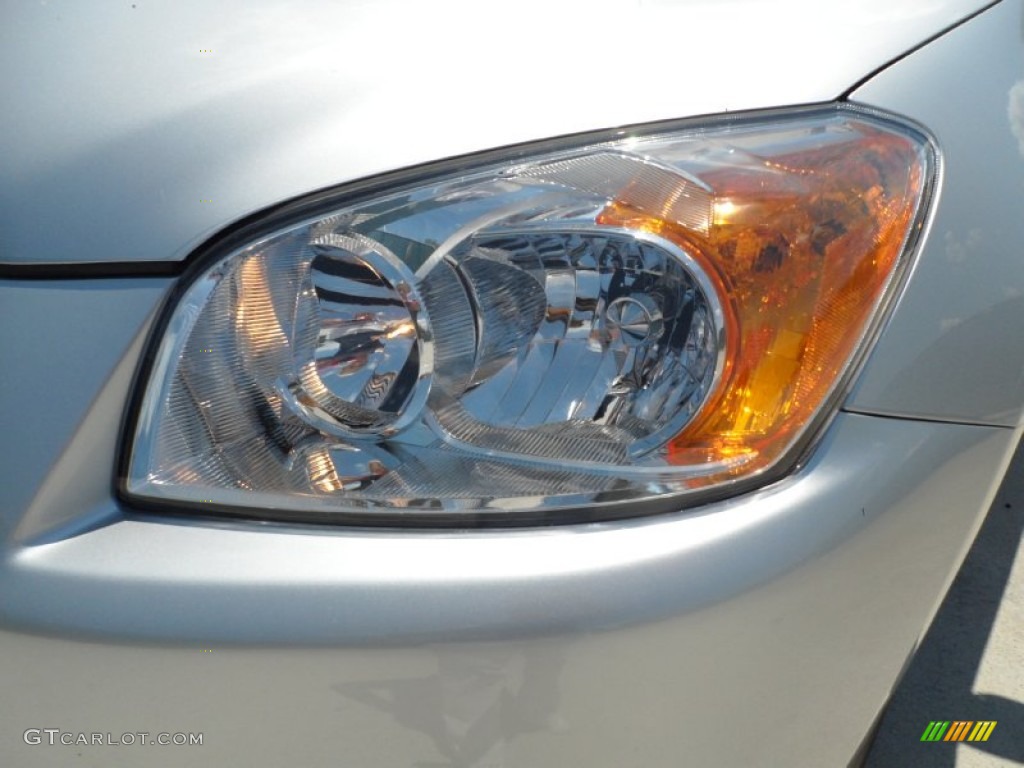 2011 RAV4 I4 - Classic Silver Metallic / Ash photo #9