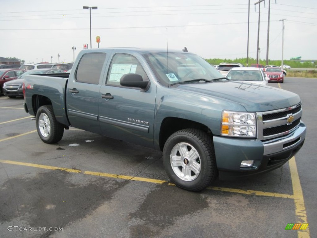 2010 Silverado 1500 LT Crew Cab - Blue Granite Metallic / Ebony photo #3