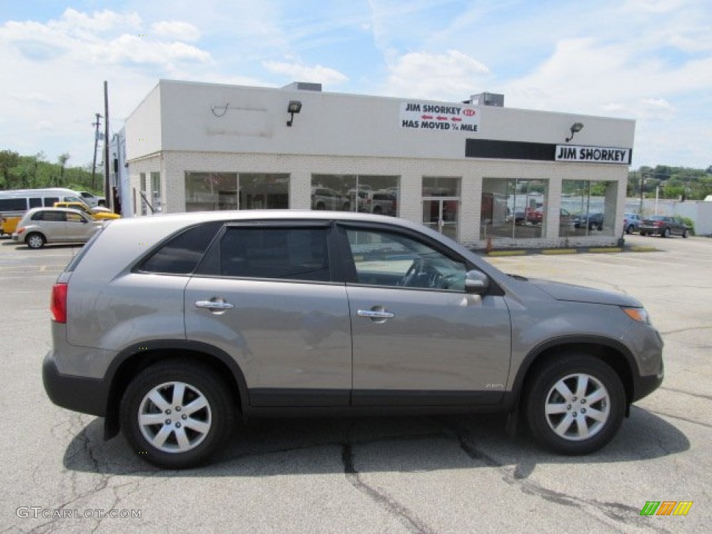 2011 Sorento LX AWD - Titanium Silver / Gray photo #2