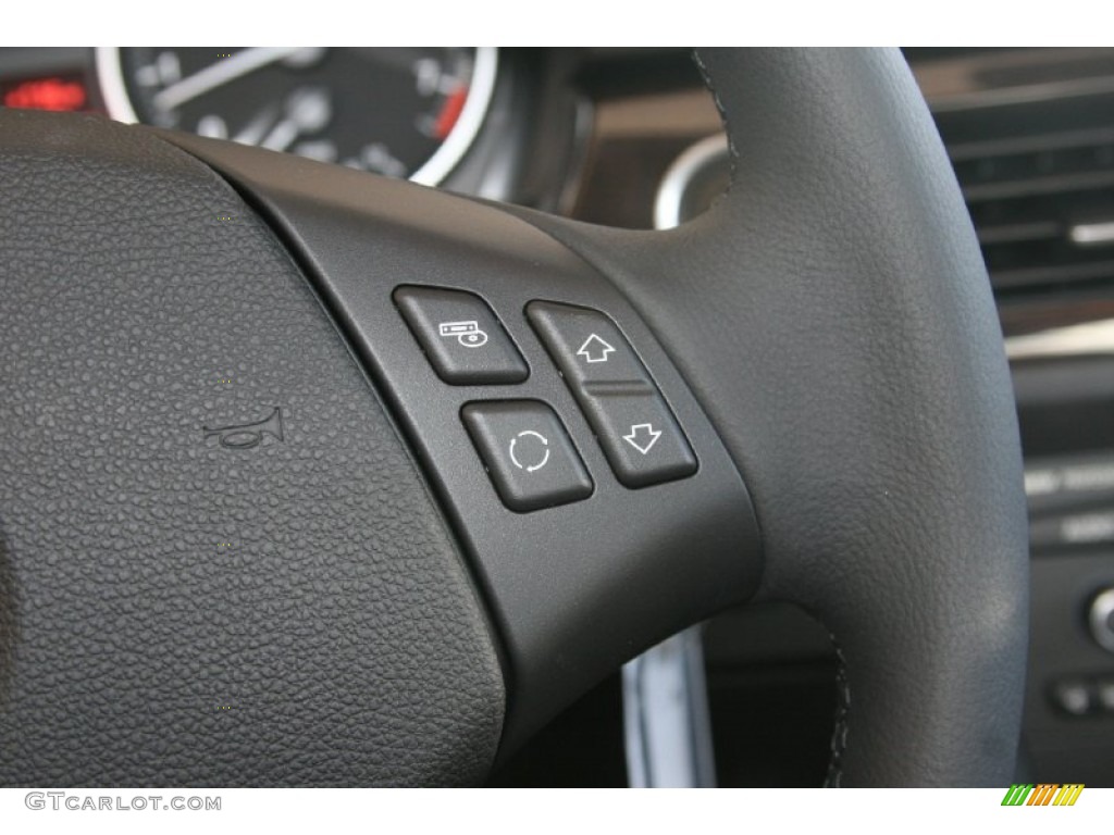 2011 3 Series 328i Sedan - Deep Sea Blue Metallic / Oyster/Black Dakota Leather photo #23