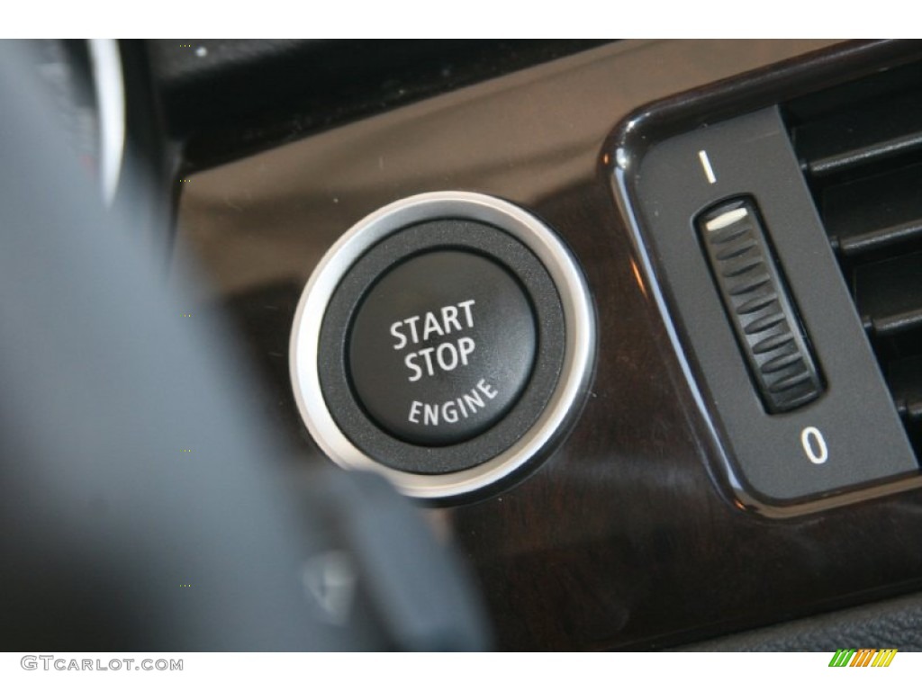 2011 3 Series 328i Sedan - Deep Sea Blue Metallic / Black Dakota Leather photo #23