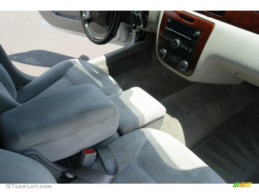 2006 Impala LT - White / Neutral Beige photo #13