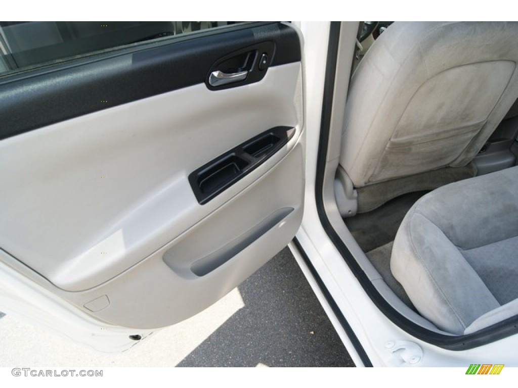 2006 Impala LT - White / Neutral Beige photo #19