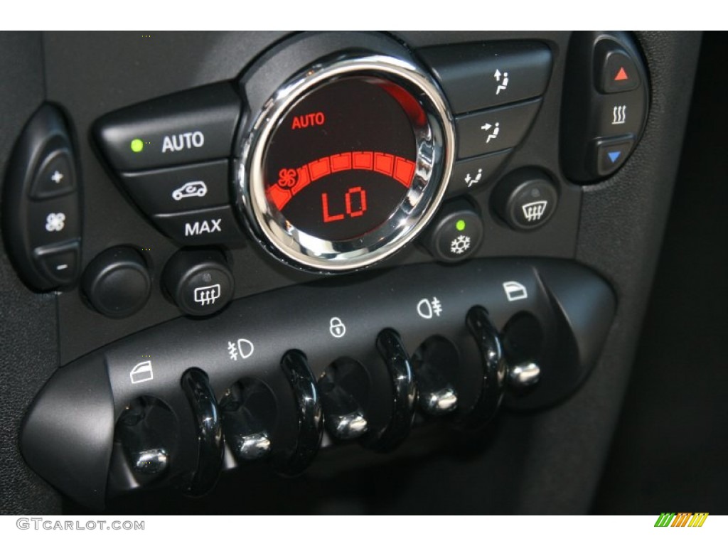 2011 Mini Cooper John Cooper Works Hardtop Controls Photo #51144647