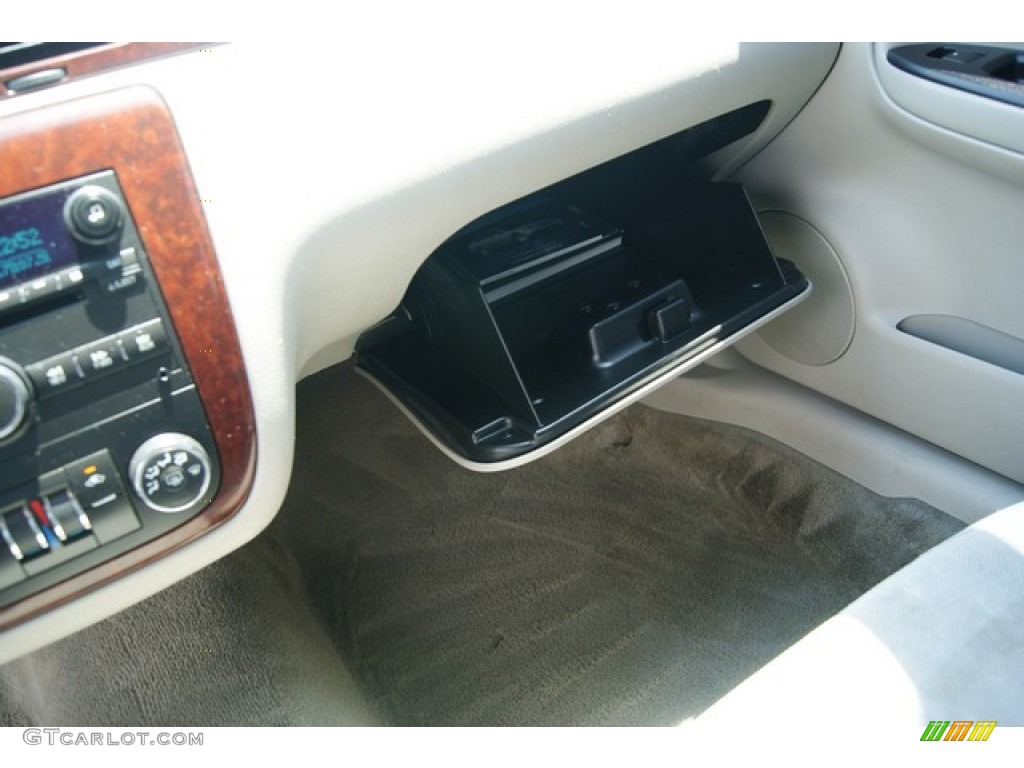 2006 Impala LT - White / Neutral Beige photo #27