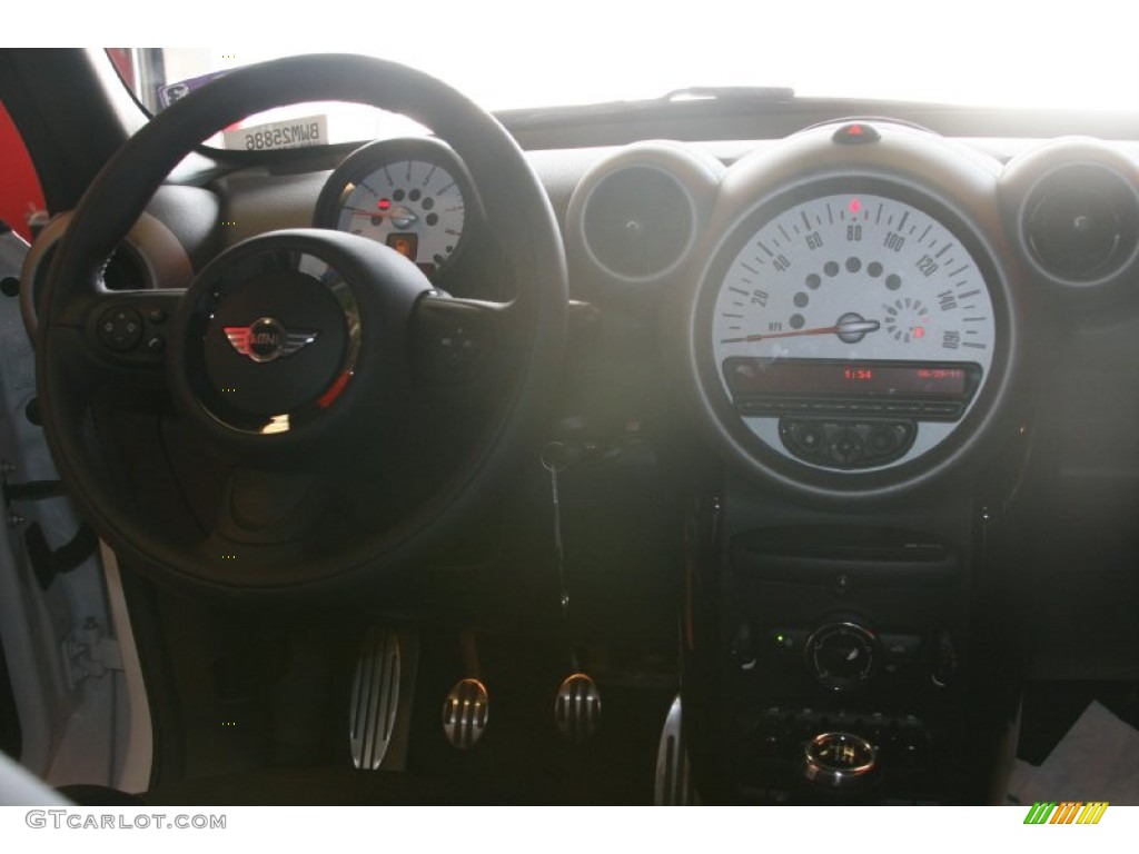 2011 Cooper S Countryman - Light White / Carbon Black photo #9
