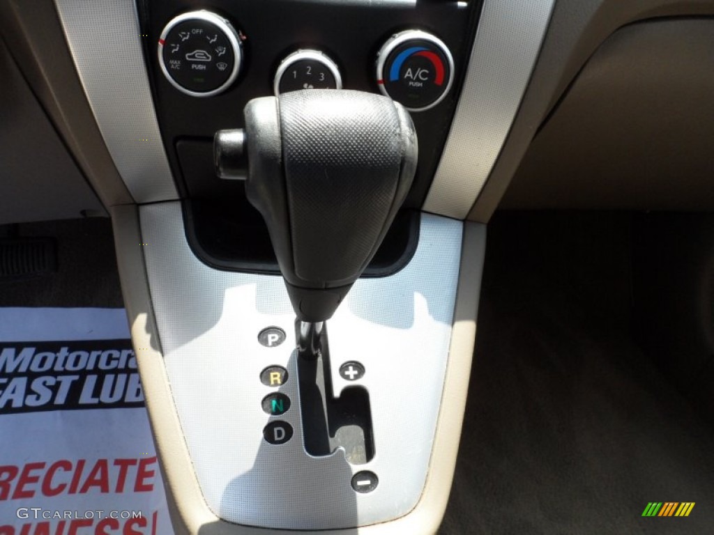 2008 Hyundai Tucson SE Transmission Photos