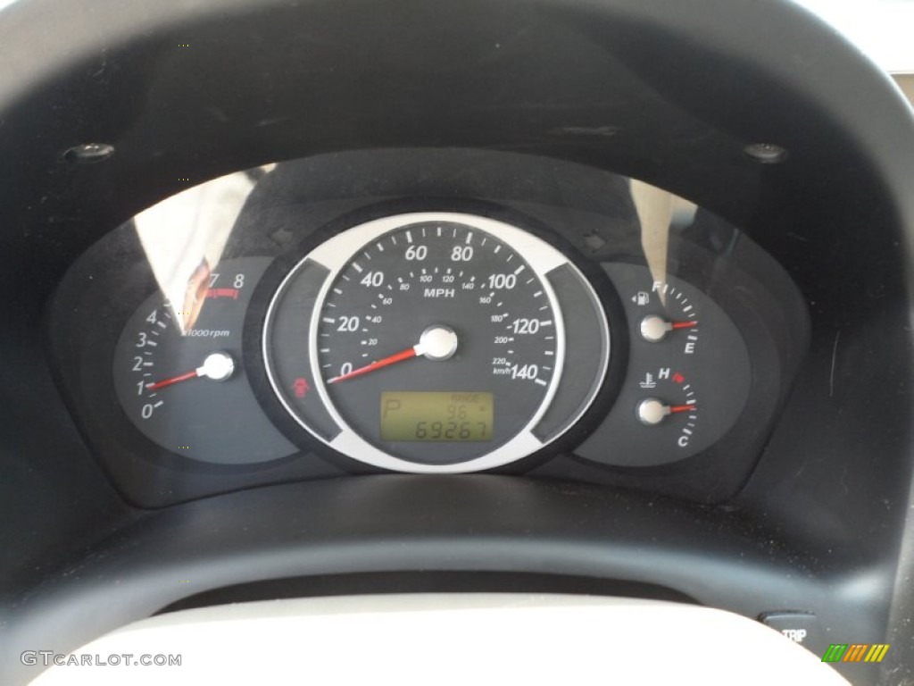 2008 Hyundai Tucson SE Gauges Photo #51146720