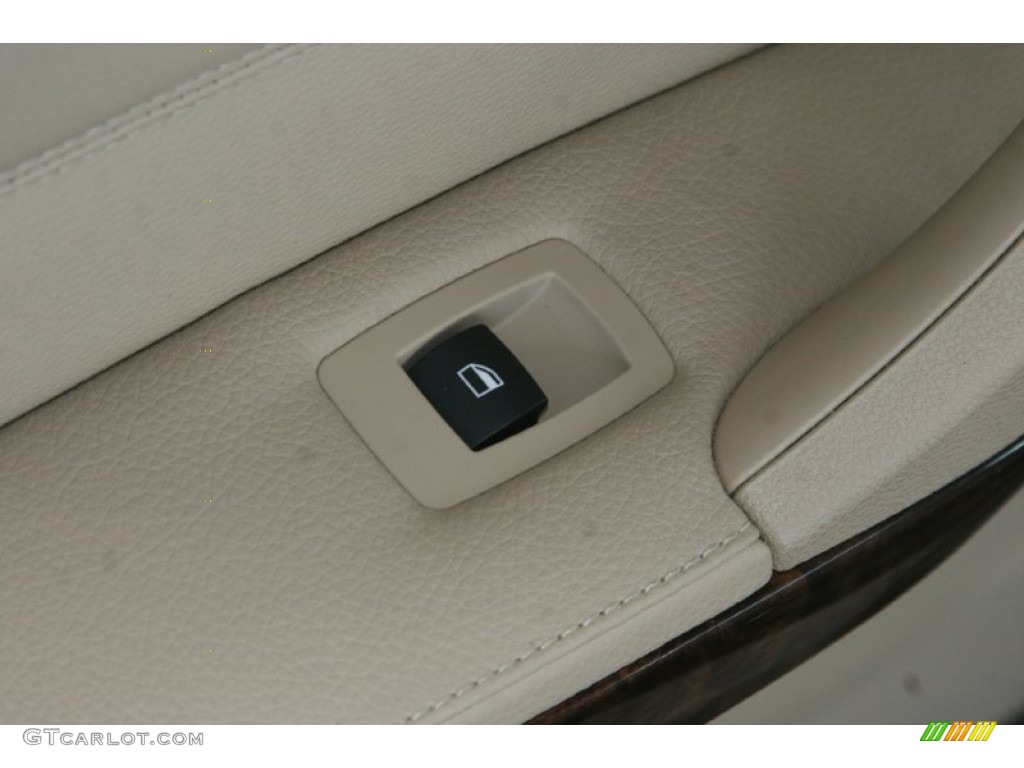 2010 3 Series 328i Sedan - Black Sapphire Metallic / Beige photo #21