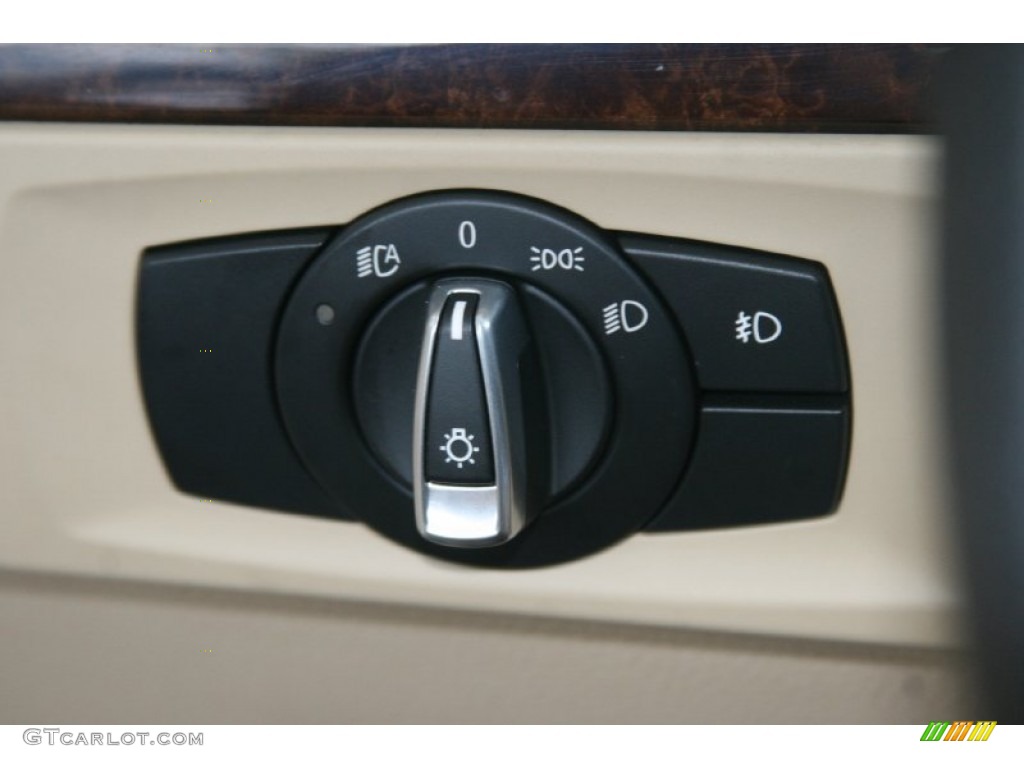 2010 BMW 3 Series 328i Sedan Controls Photo #51148793