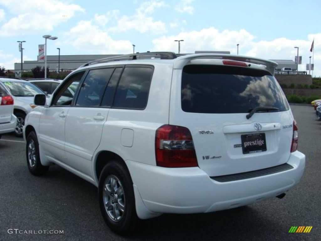2004 Highlander V6 4WD - Super White / Ivory photo #4