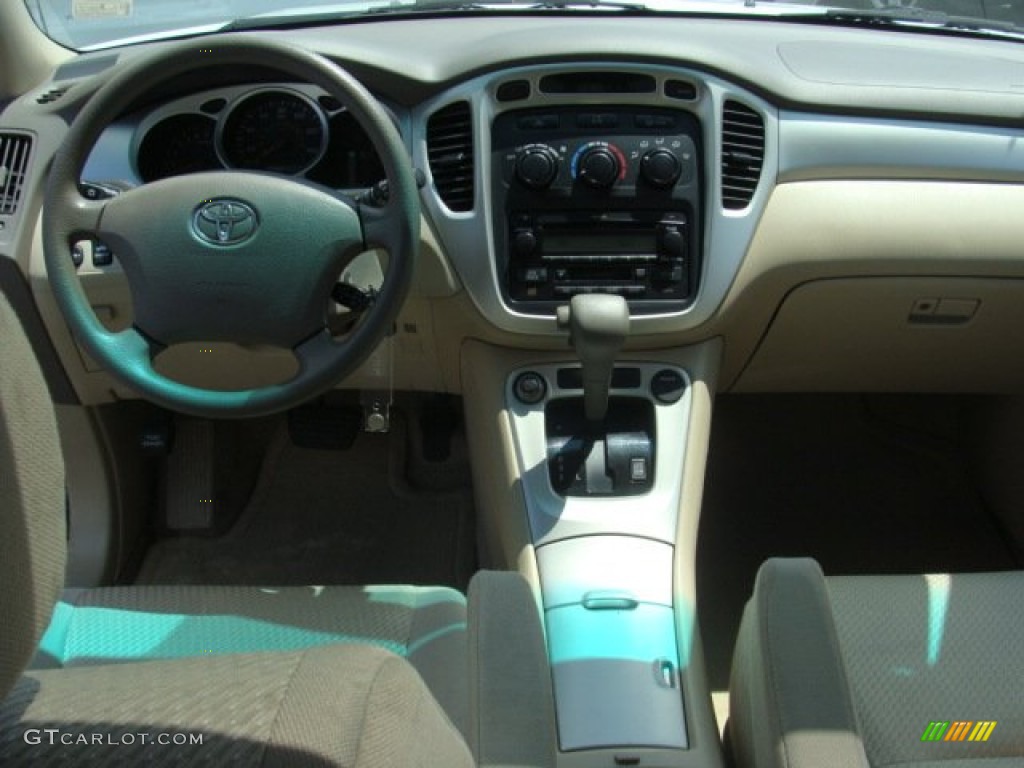 2004 Highlander V6 4WD - Super White / Ivory photo #9