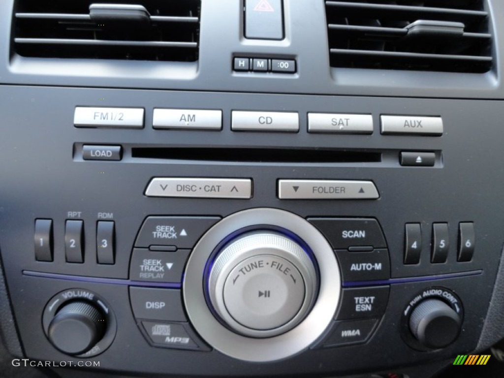 2011 Mazda MAZDA3 i Touring 4 Door Controls Photo #51151058