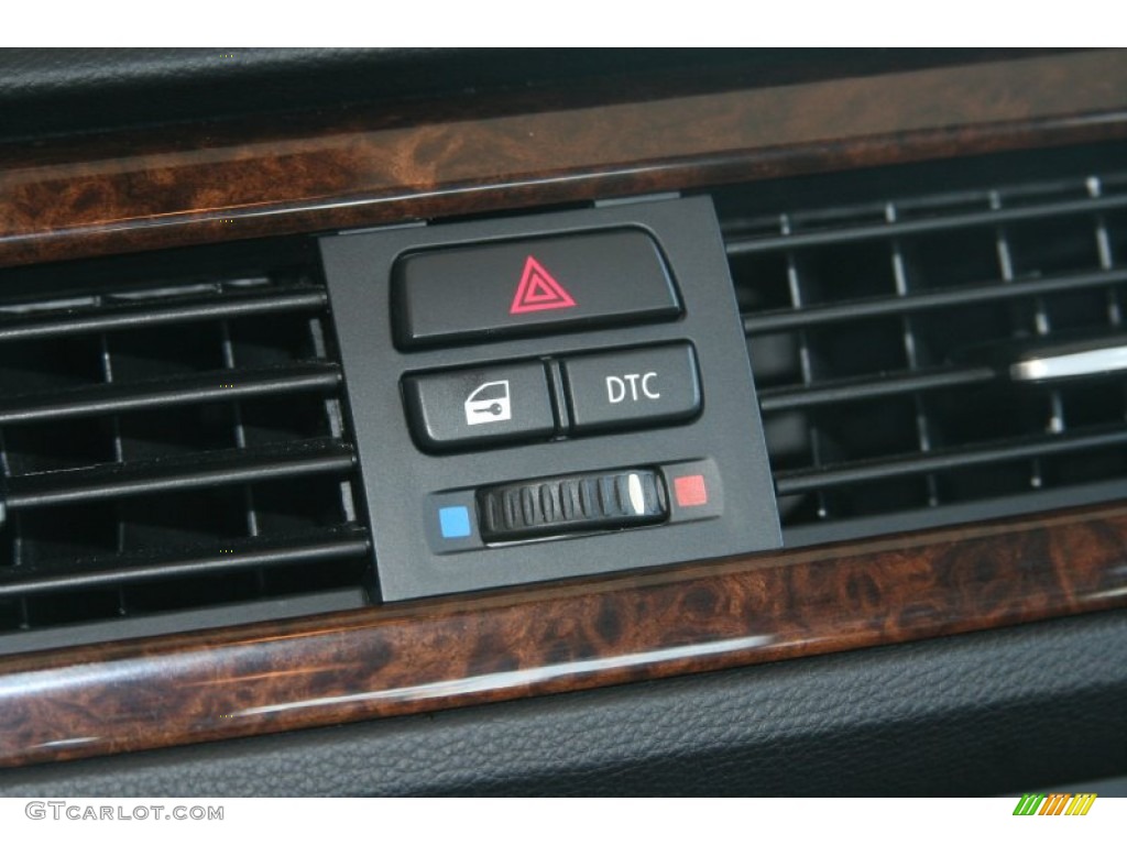 2010 3 Series 328i Sedan - Monaco Blue Metallic / Oyster/Black Dakota Leather photo #30