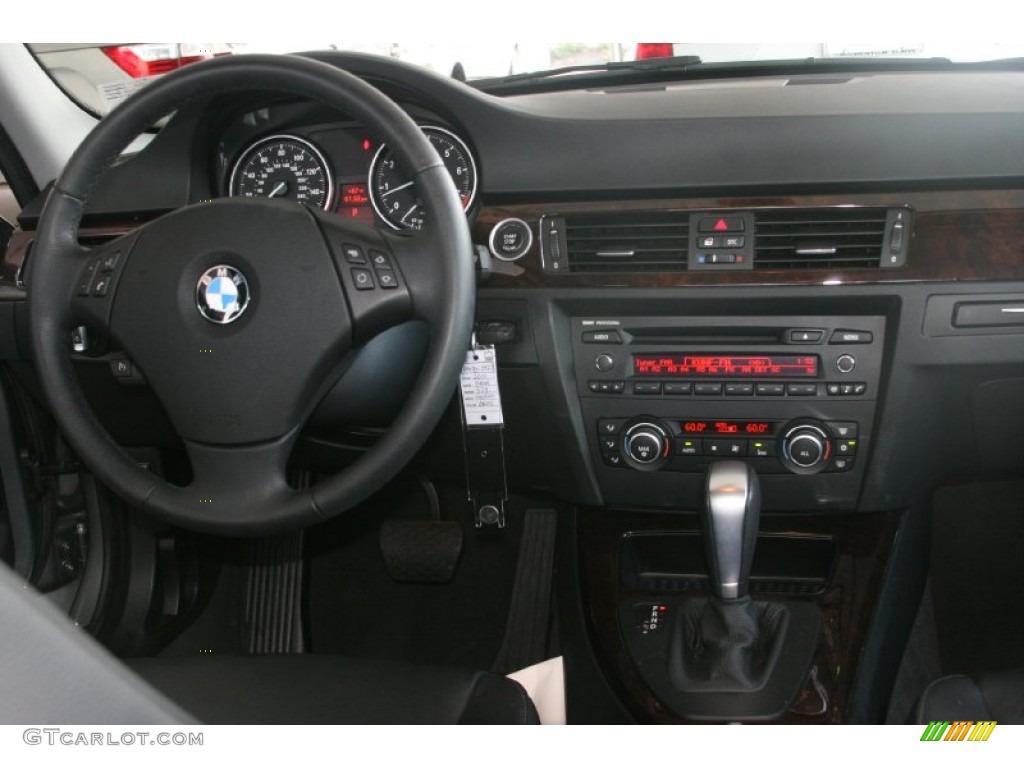 2010 3 Series 328i Sedan - Space Gray Metallic / Black photo #13