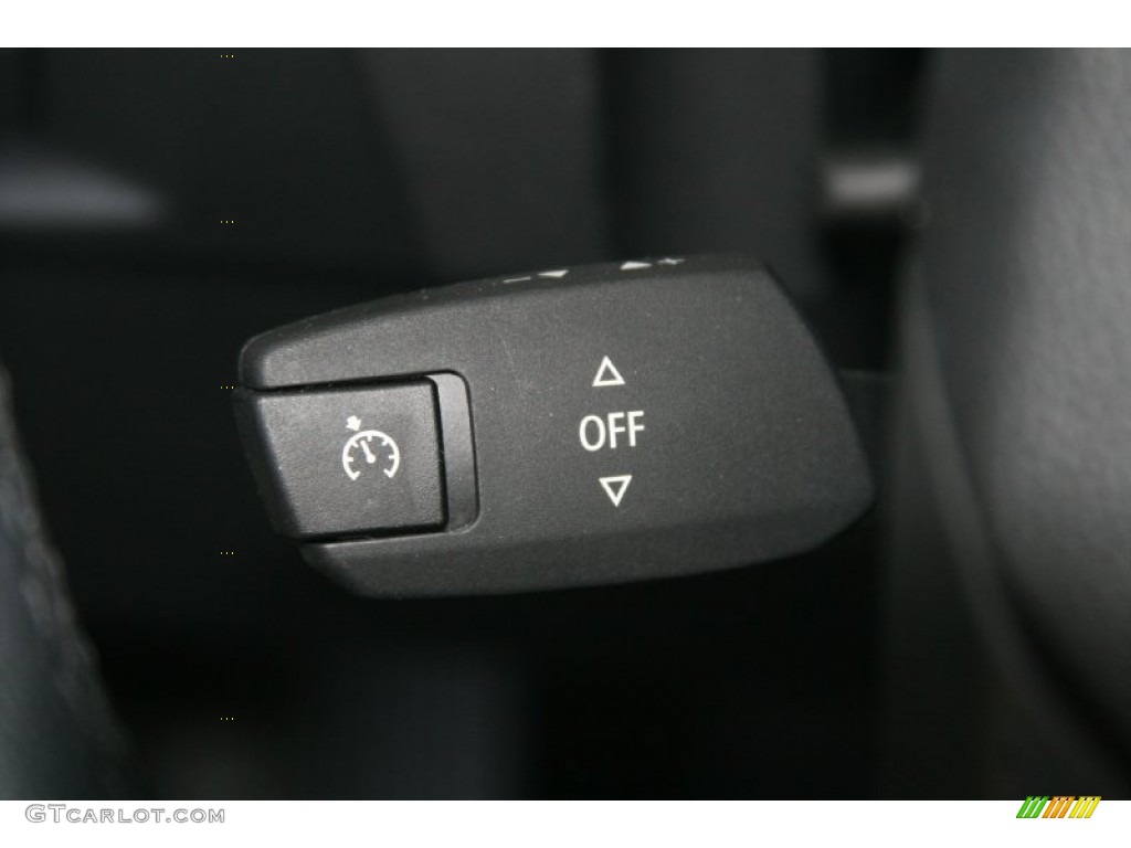 2010 3 Series 328i Sedan - Space Gray Metallic / Black photo #39