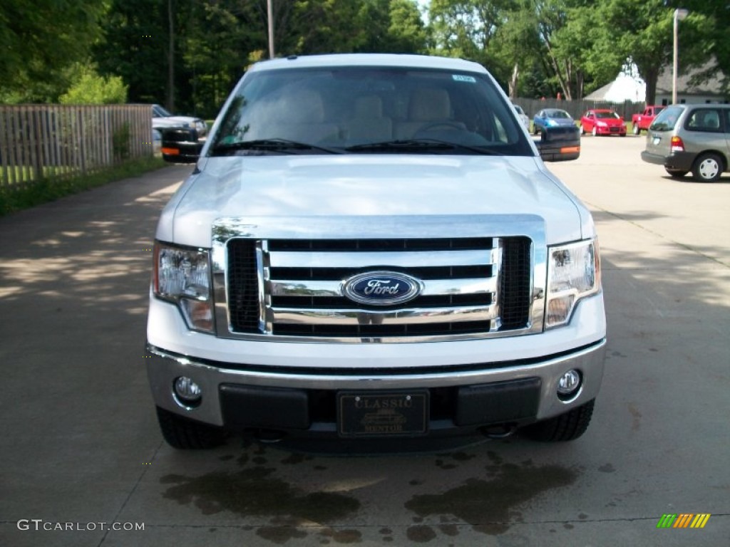 2011 F150 XLT SuperCab 4x4 - Oxford White / Pale Adobe photo #2