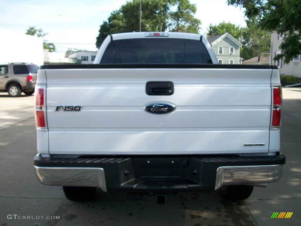 2011 F150 XLT SuperCab 4x4 - Oxford White / Pale Adobe photo #6
