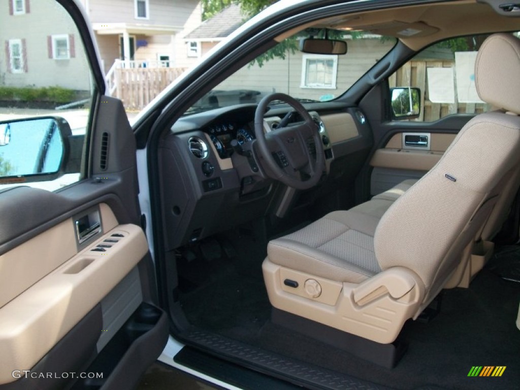 2011 F150 XLT SuperCab 4x4 - Oxford White / Pale Adobe photo #10