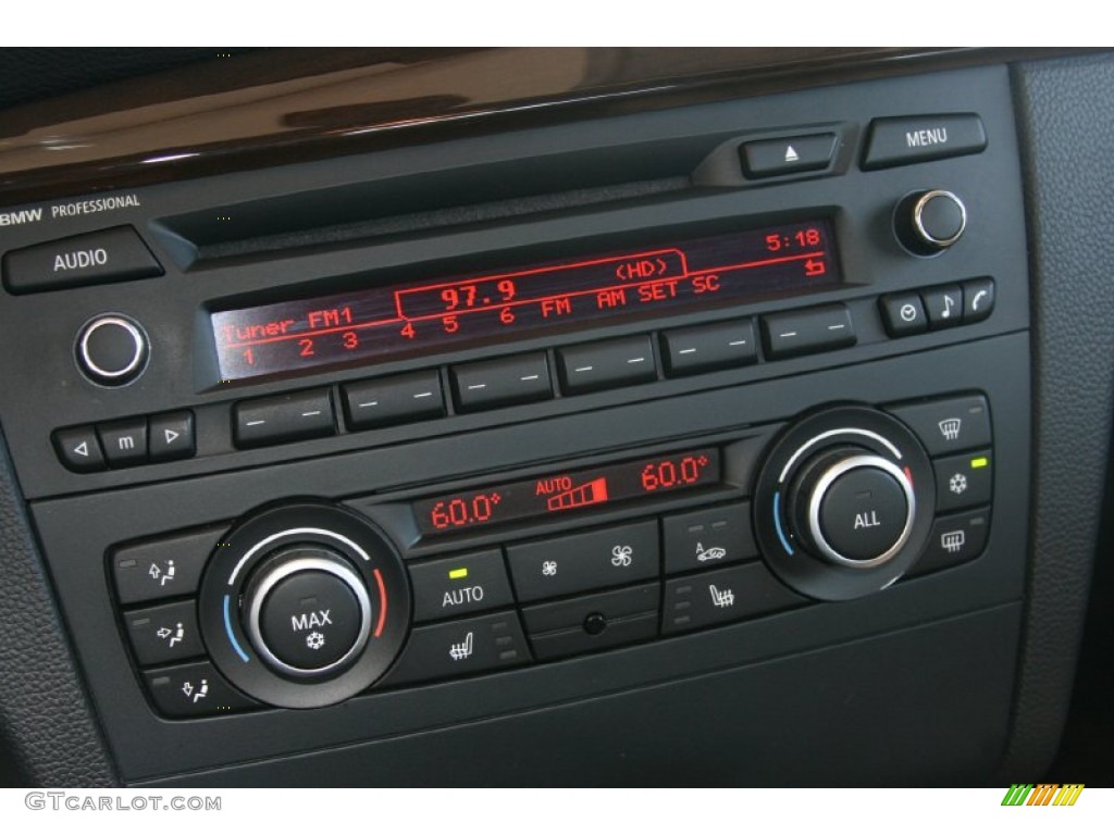 2011 BMW 1 Series 128i Coupe Controls Photo #51154145