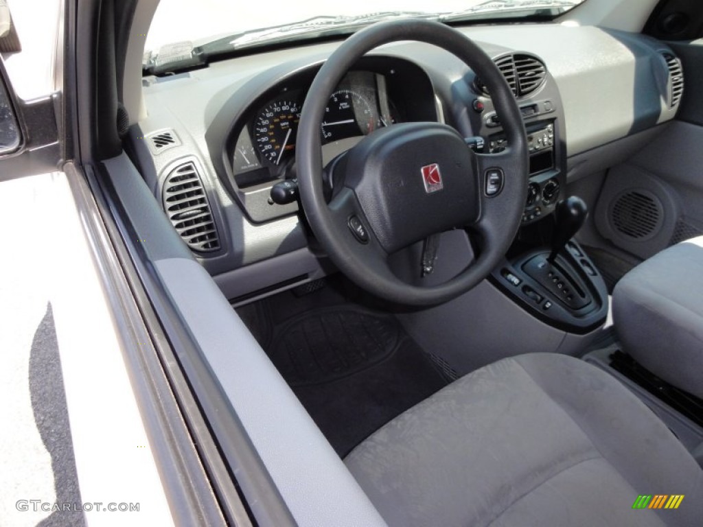 2003 VUE AWD - White / Gray photo #12