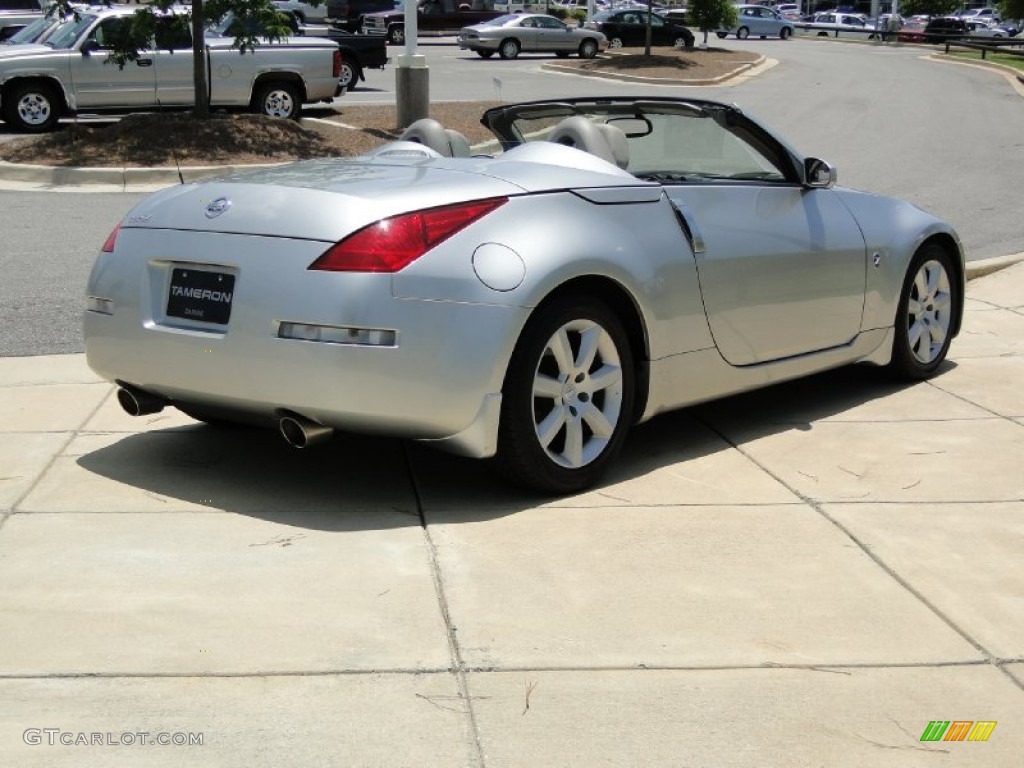 2004 350Z Touring Roadster - Chrome Silver Metallic / Frost photo #5