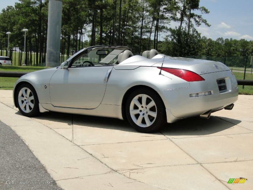 2004 350Z Touring Roadster - Chrome Silver Metallic / Frost photo #7