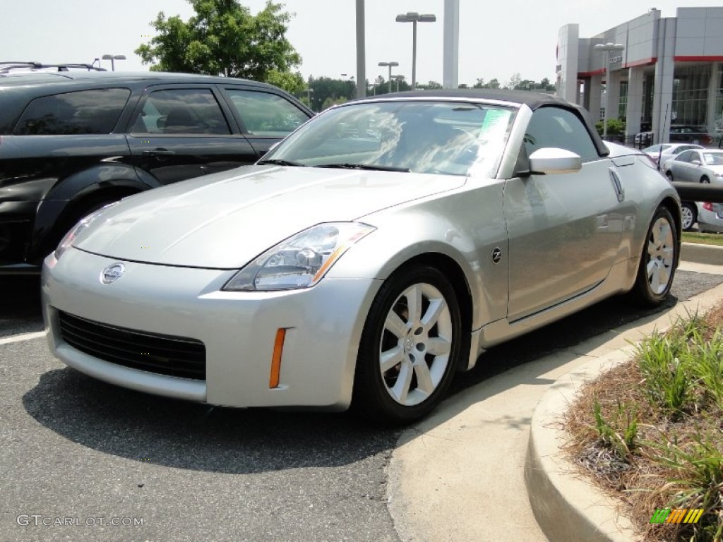 2004 350Z Touring Roadster - Chrome Silver Metallic / Frost photo #32