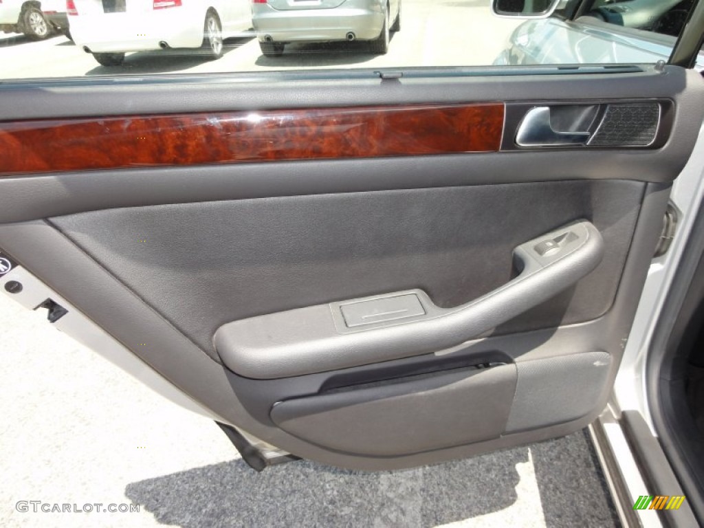 2004 Audi A6 3.0 quattro Avant Ebony Door Panel Photo #51155870