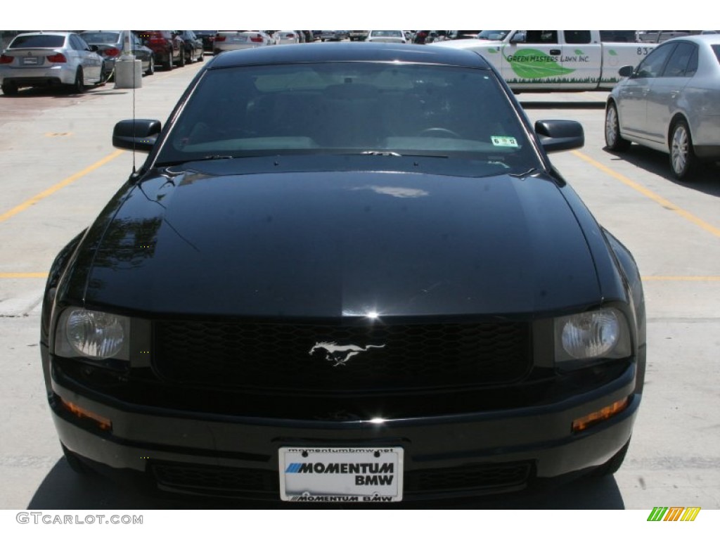 2007 Mustang V6 Deluxe Coupe - Black / Dark Charcoal photo #12