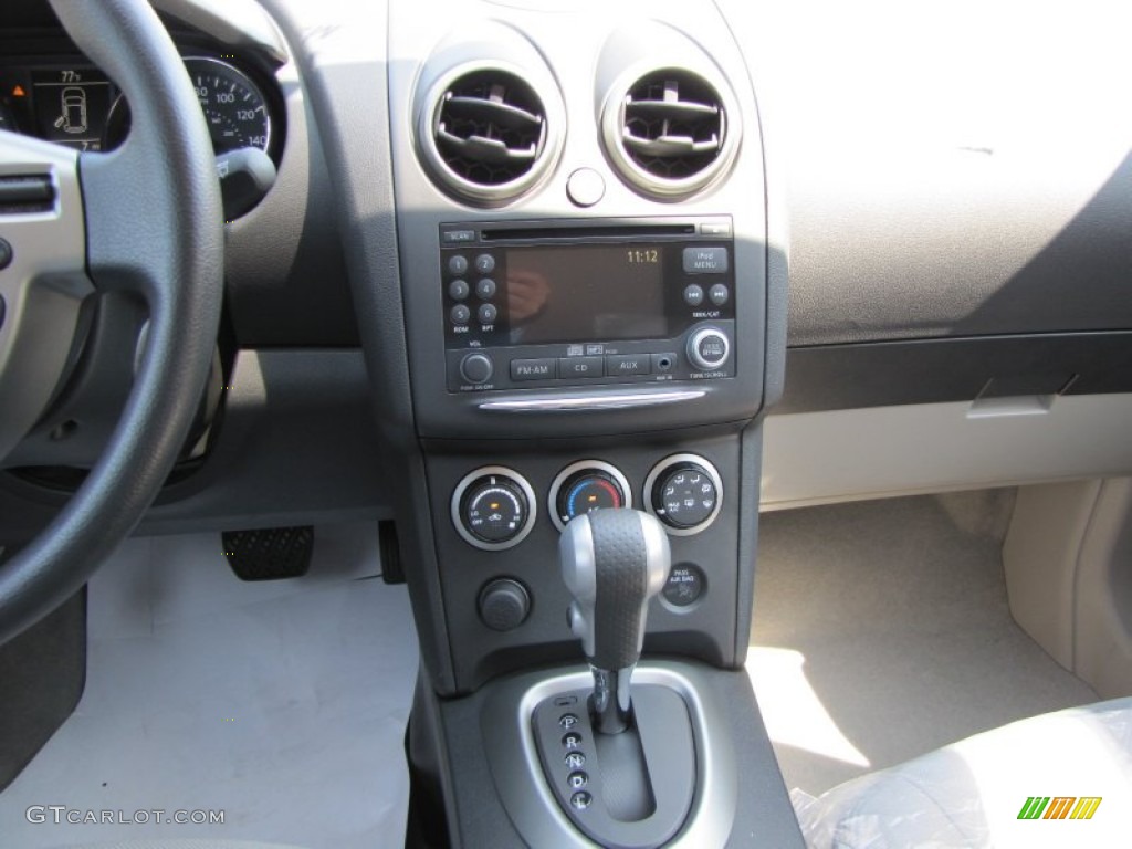 2011 Rogue SV - Silver Ice Metallic / Gray photo #12