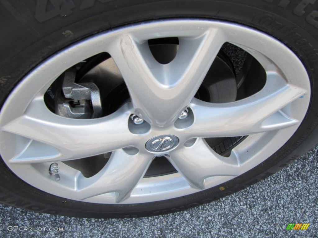 2011 Rogue SV - Pearl White / Gray photo #9