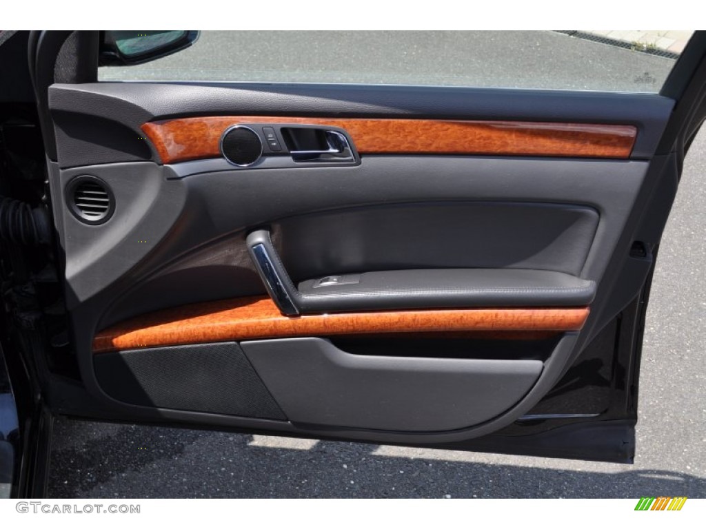 2004 Volkswagen Phaeton V8 4Motion Sedan Anthracite Door Panel Photo #51159089