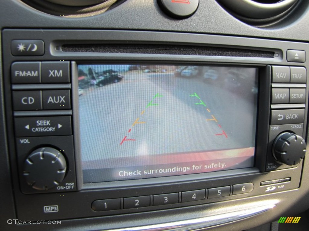 2011 Rogue SL - Cayenne Red / Gray photo #18