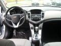 Summit White - Cruze LT Photo No. 4